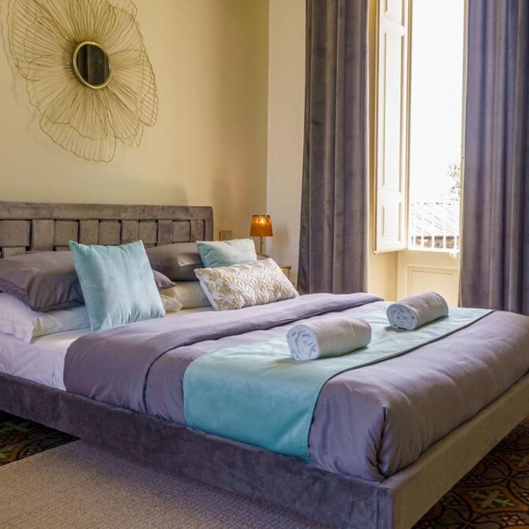 Sicilia Experience - Palazzo Nouveau - Family Room with Private Bathroom - 1