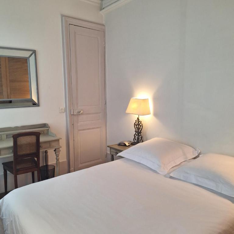 Plein Centre Charmant et Lumineux - Appartement 2 Chambres - 18