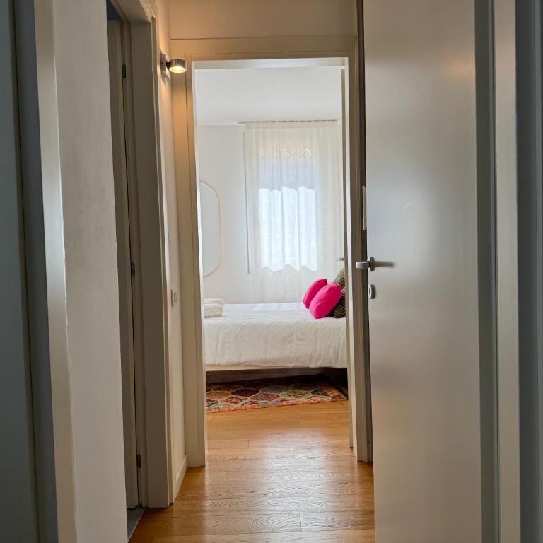 Barena - One-Bedroom Apartment - 6