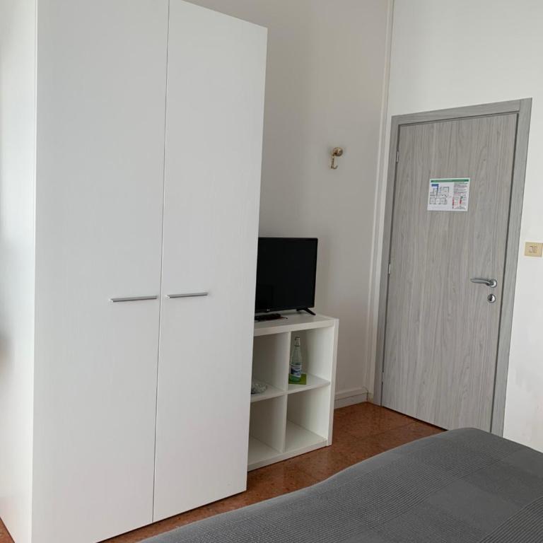 Hotel Loveno - Doppelzimmer mit eigenem externen Bad - 3