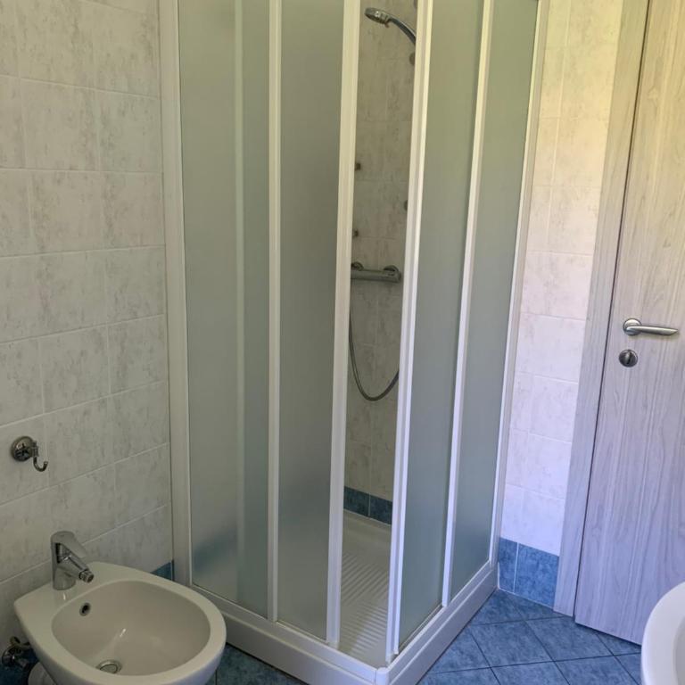 Hotel Loveno - Doppelzimmer mit eigenem externen Bad - 5