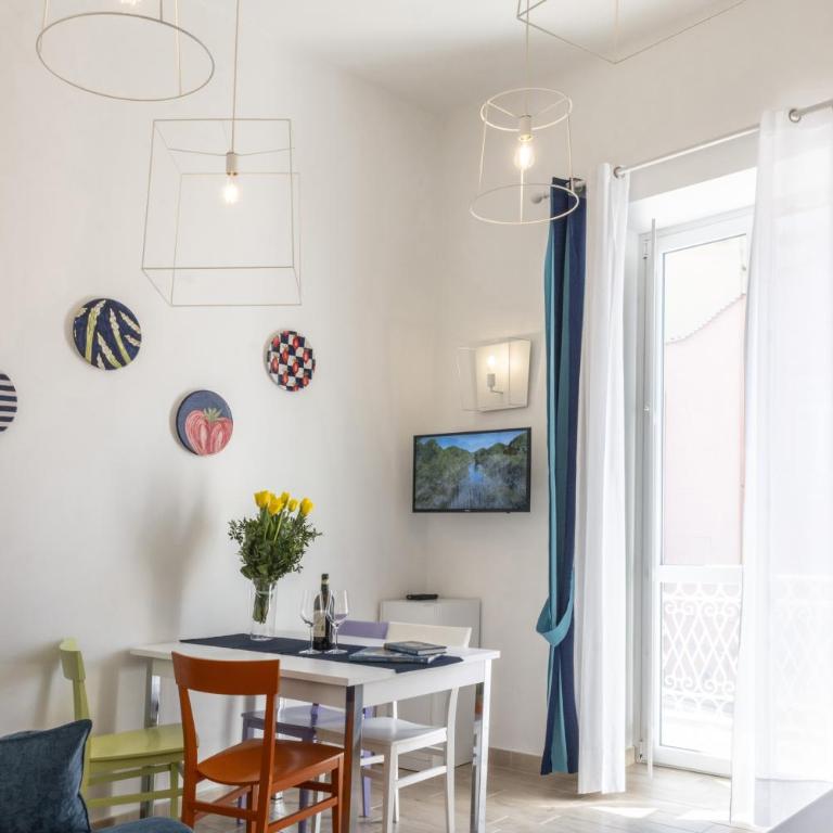 Mya Home Luxury Apartments - Deluxe Apartment - 32