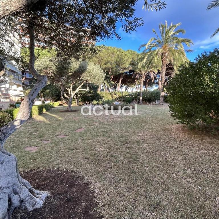 Cavall Bernat 89 - Apartamento de 2 dormitorios - 19