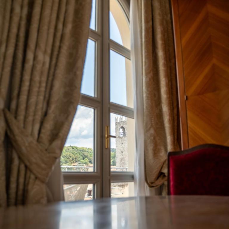 Hotel Vittoria - Suite con Vista Città - 10