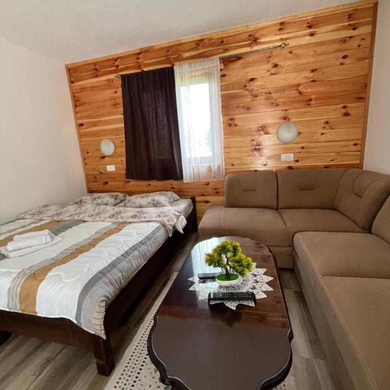 Hotel Lovac - Apartment - 5