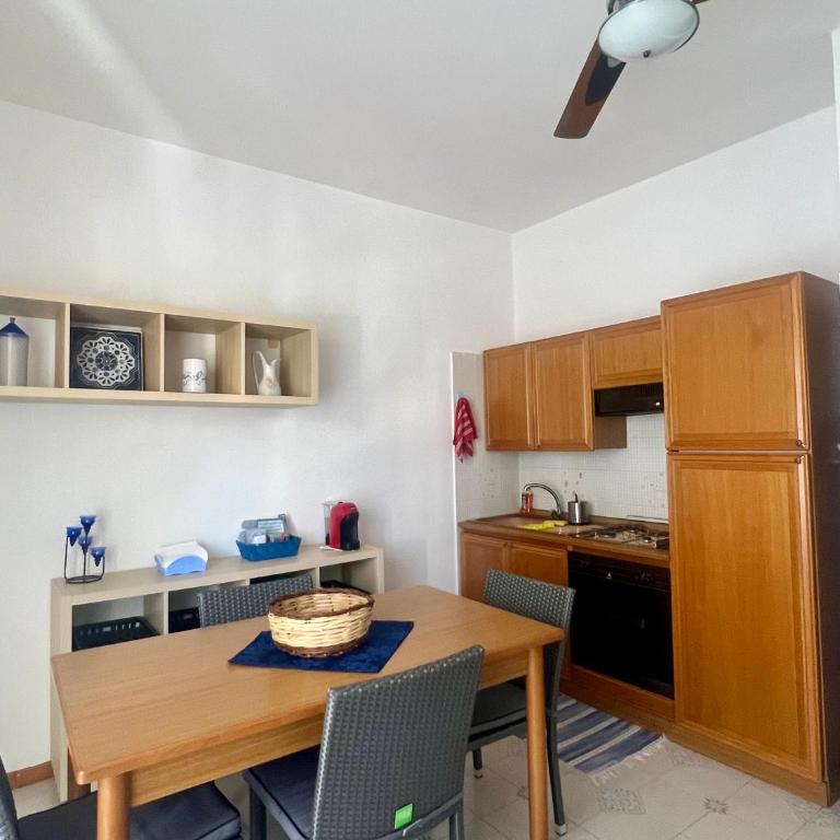 A Casitta - Two-Bedroom Apartment - 6