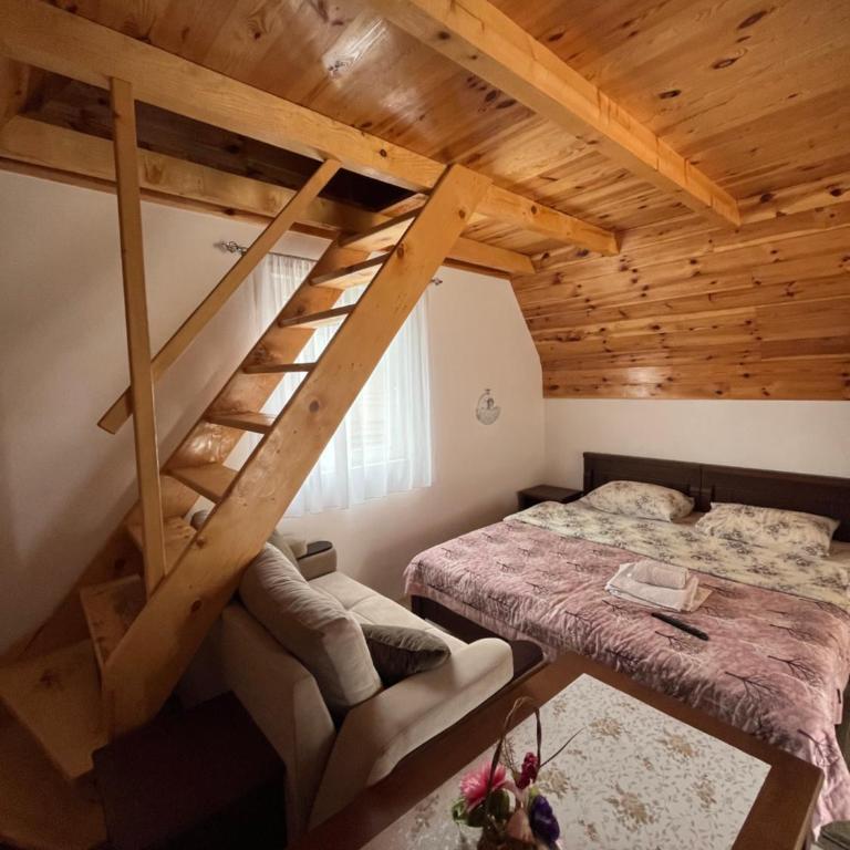 Hotel Lovac - One-Bedroom Bungalow - 10