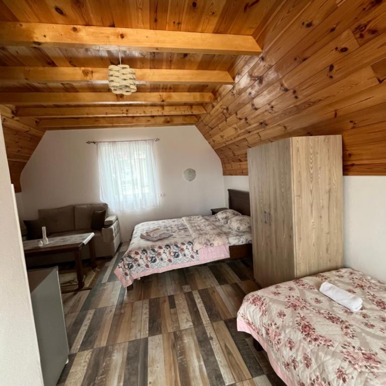 Hotel Lovac - One-Bedroom Bungalow - 9