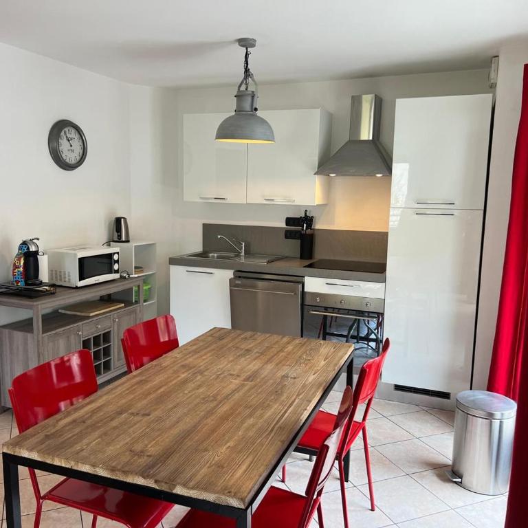 Charmant appartement au cœur de Chamonix avec parking et animaux acceptés - FR-1-343-187 - Apartment - 8
