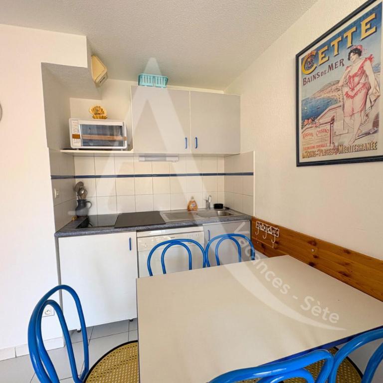 Terrasse vue piscine et apercu mer pour 4 personnes avec garage - Apartment mit Poolblick - 4