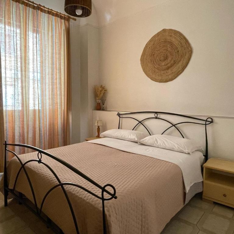 Mady's Guesthouse - Camera Matrimoniale con Bagno Privato Esterno - 3