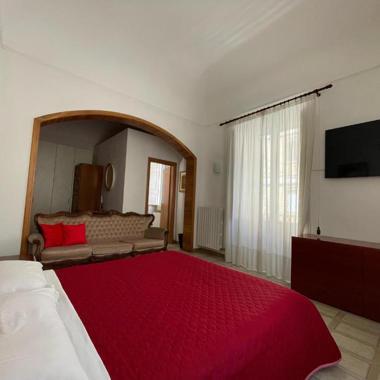 Mady's Guesthouse - Camera Matrimoniale con Bagno Privato - 4