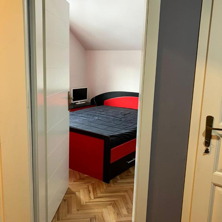 Tanasic - One-Bedroom Apartment - 5