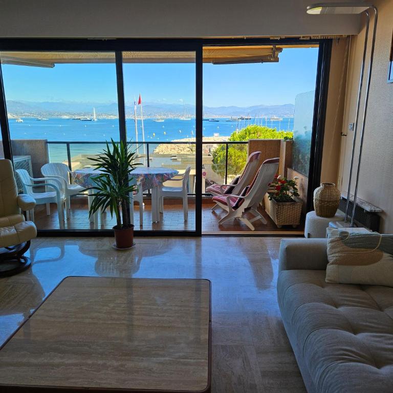 Vue mer beau 2 pieces - Apartment mit 1 Schlafzimmer - 2