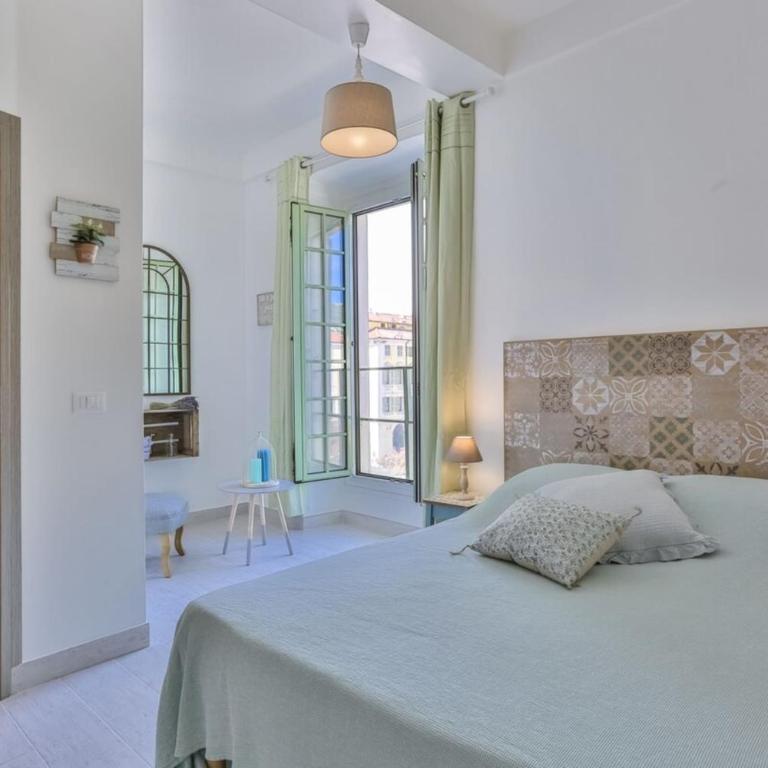 MY CASA - GARIB - Place Garibaldi - 4 bedrooms - Balcony - Appartement - 28