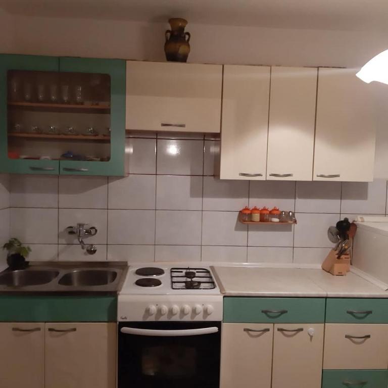 Apartman NAFO - One-Bedroom Apartment - 1