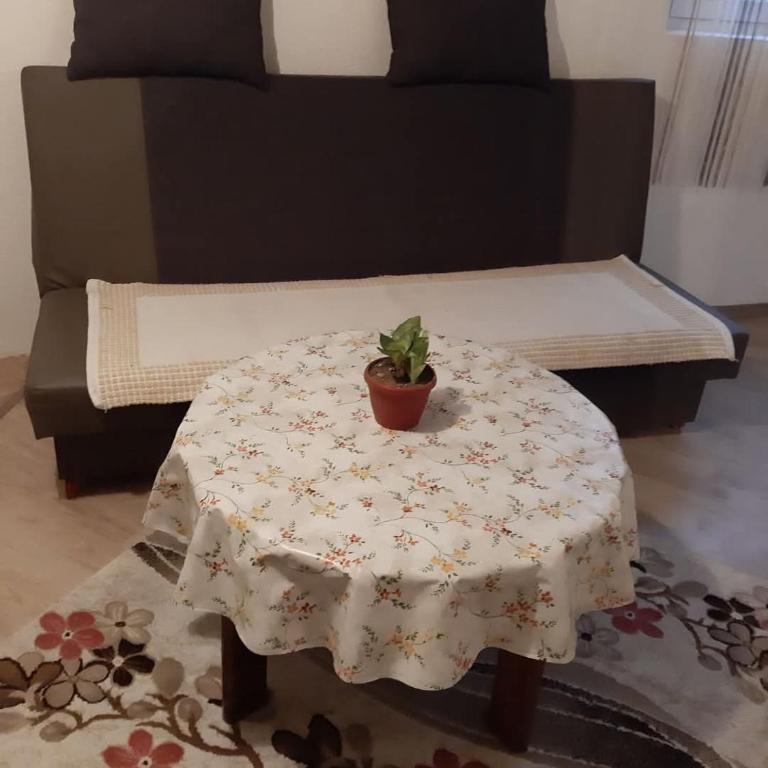 Apartman NAFO - One-Bedroom Apartment - 94
