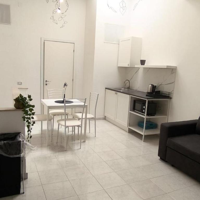 Little Button House Marina - One-Bedroom House - 4