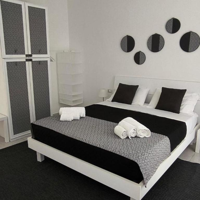Little Button House Marina - One-Bedroom House - 6