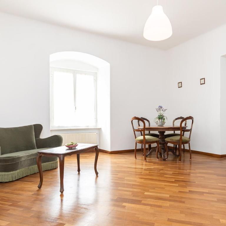 Trilocale davanti all'Acquario - Centro - Appartamento con 2 Camere da Letto - 8