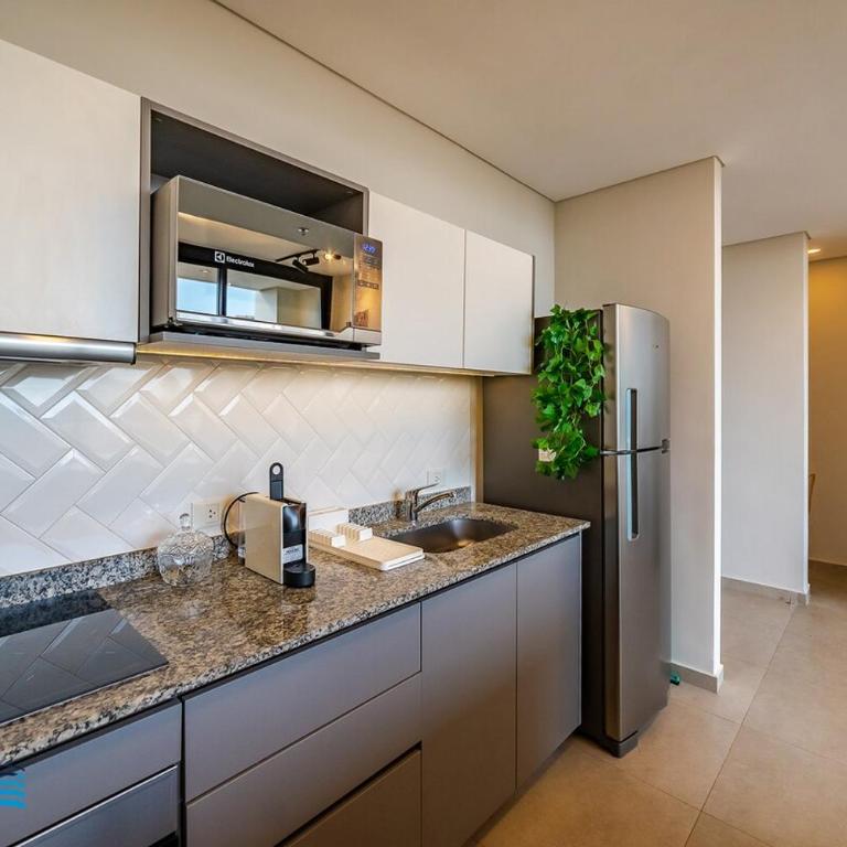 6G Firenze teps from Shopping del Sol with professional decor! - Two-Bedroom Apartment - 29