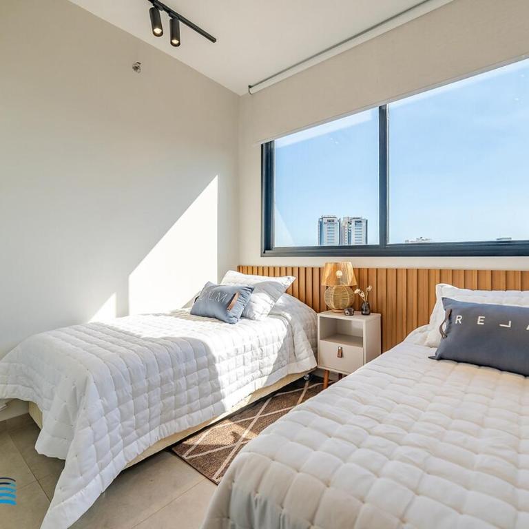6G Firenze teps from Shopping del Sol with professional decor! - Two-Bedroom Apartment - 17