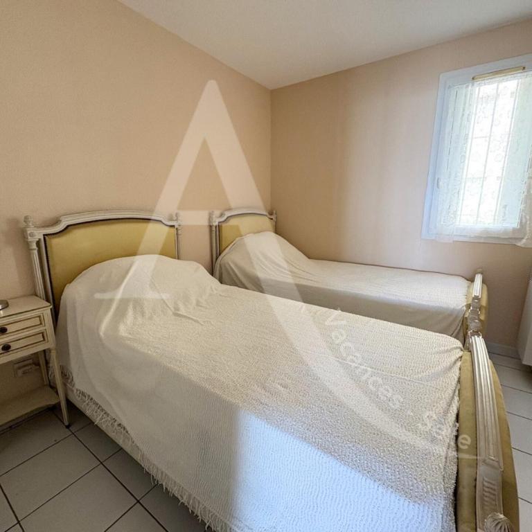 2 CHAMBRES, LARGE TERRASSE 1ERE LIGNE MER, PISCINE - Apartment mit 2 Schlafzimmern - 4
