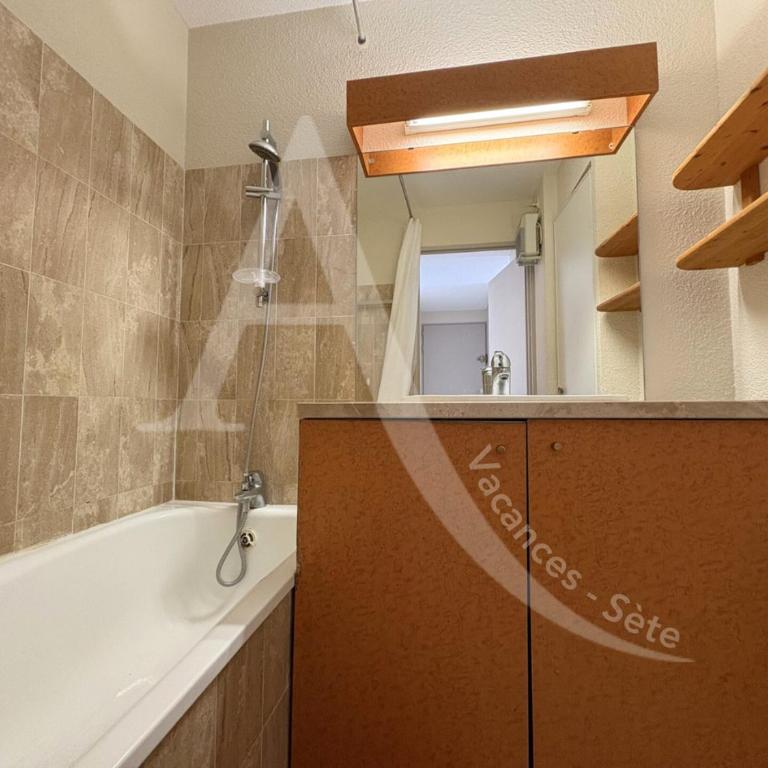 2 CHAMBRES, LARGE TERRASSE 1ERE LIGNE MER, PISCINE - Apartment mit 2 Schlafzimmern - 10