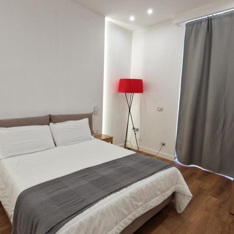 B&B City Center - Deluxe Room - 7