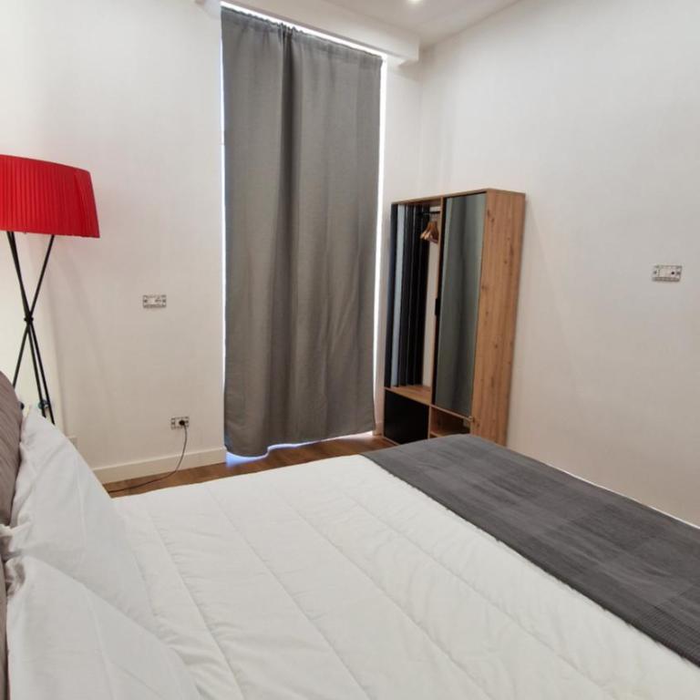 B&B City Center - Deluxe Room - 8