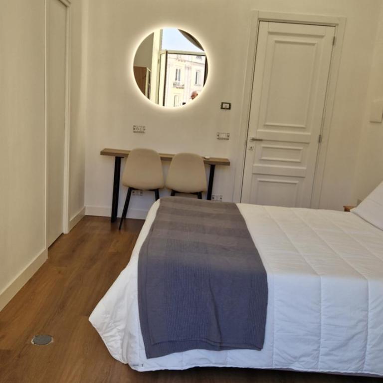B&B City Center - Deluxe Room - 14
