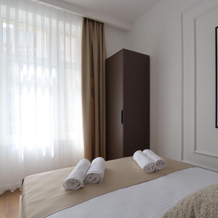 Din Luxury Apartments - One-Bedroom Apartment - 12