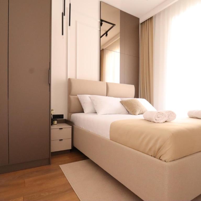 Din Luxury Apartments - Superior Apartment with Balcony - 13