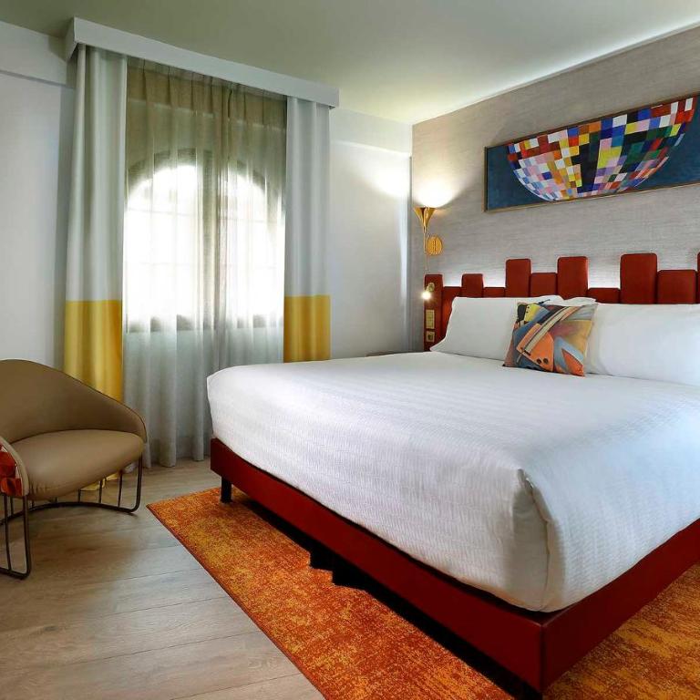 Hard Rock Hotel Marbella - Puerto Banús - Suite con balcón - 1