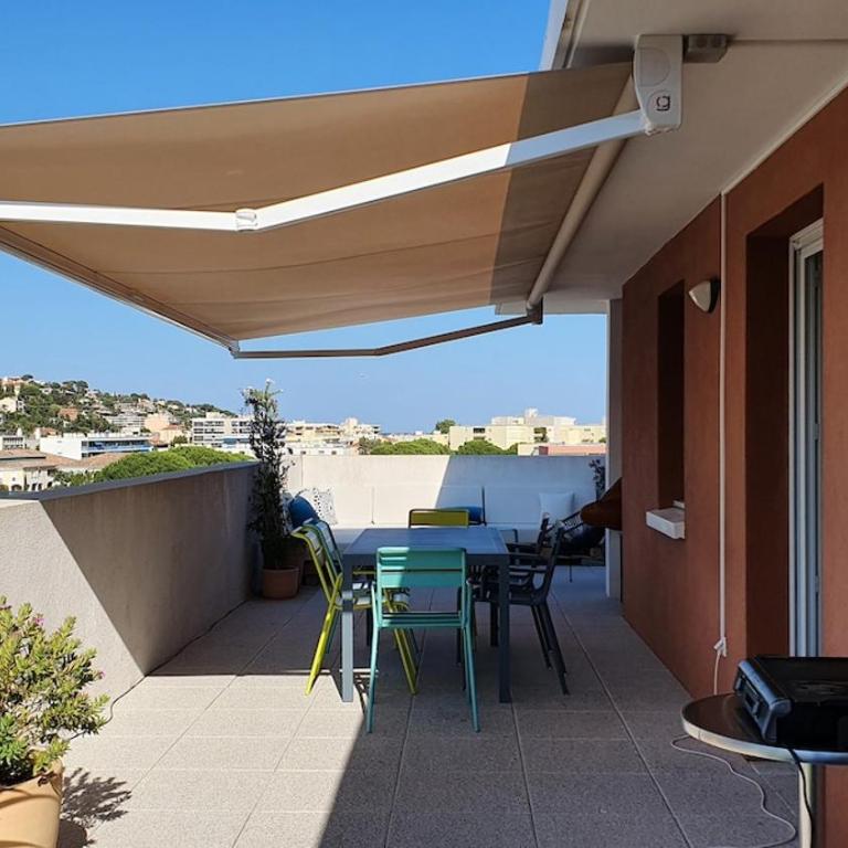Rooftop du Lavandou - terrace and pool - One-Bedroom Apartment - 11