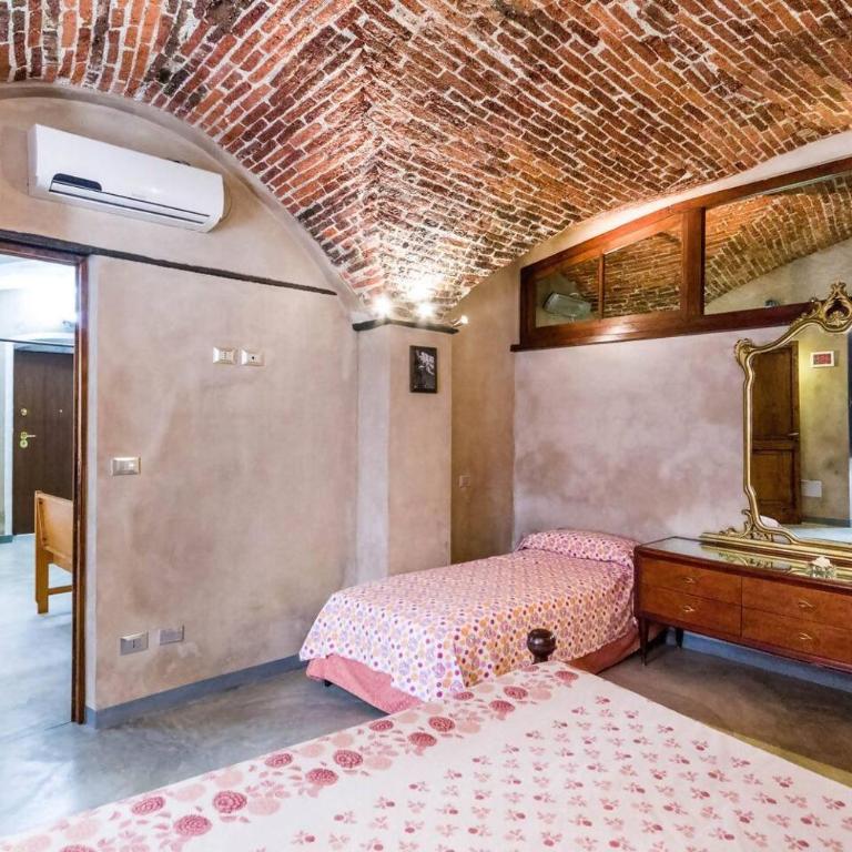 lovingenoa wood - passion - One-Bedroom Apartment - 9