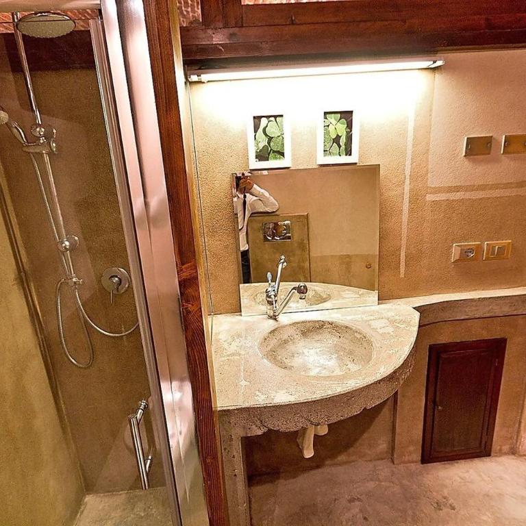 lovingenoa wood - passion - One-Bedroom Apartment - 17