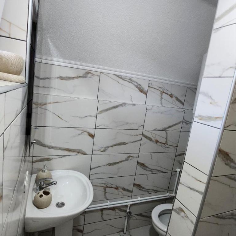 Lake house- Jakov - Kuća sa 2 Spavaće Sobe - 30