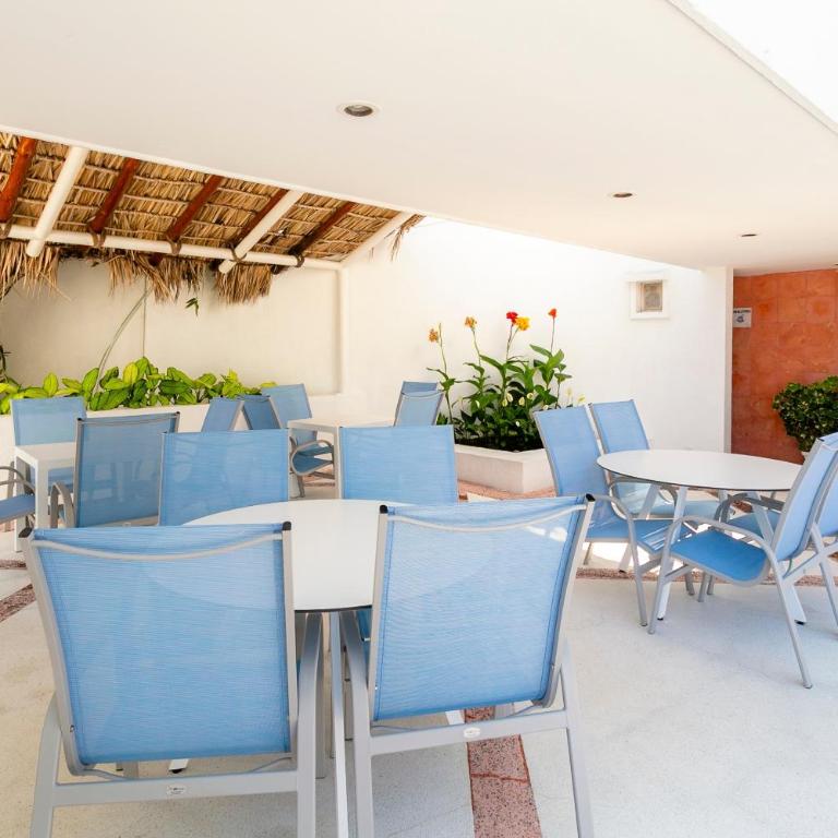 Departamento en Brisas Diamante - Apartamento de 3 dormitorios - 24