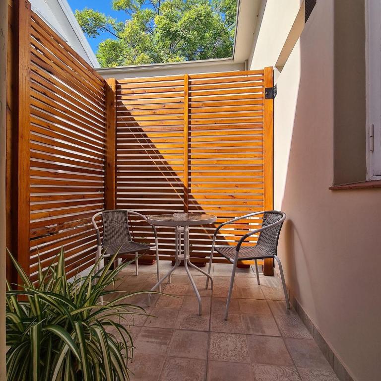 Céntrico, Espacioso y Muy Bien Equipado: "Tu Hogar Temporal en la Ciudad de Mendoza" - Apartamento de 1 dormitorio - 8