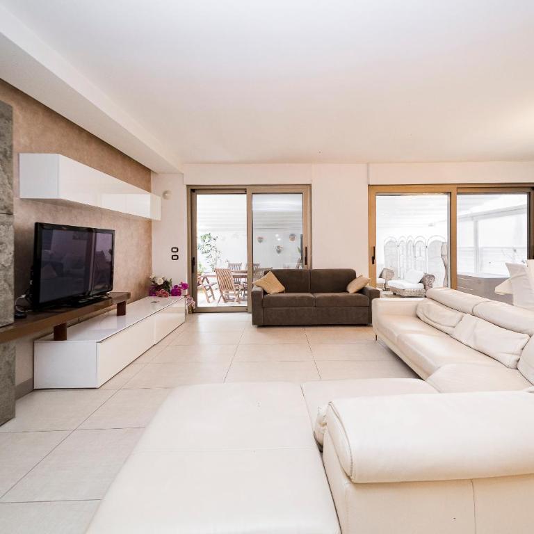 Baia Blu Luxury Apartment - Terrazza - BaiaVerde - Lido - Two-Bedroom Apartment with Sea View - 22