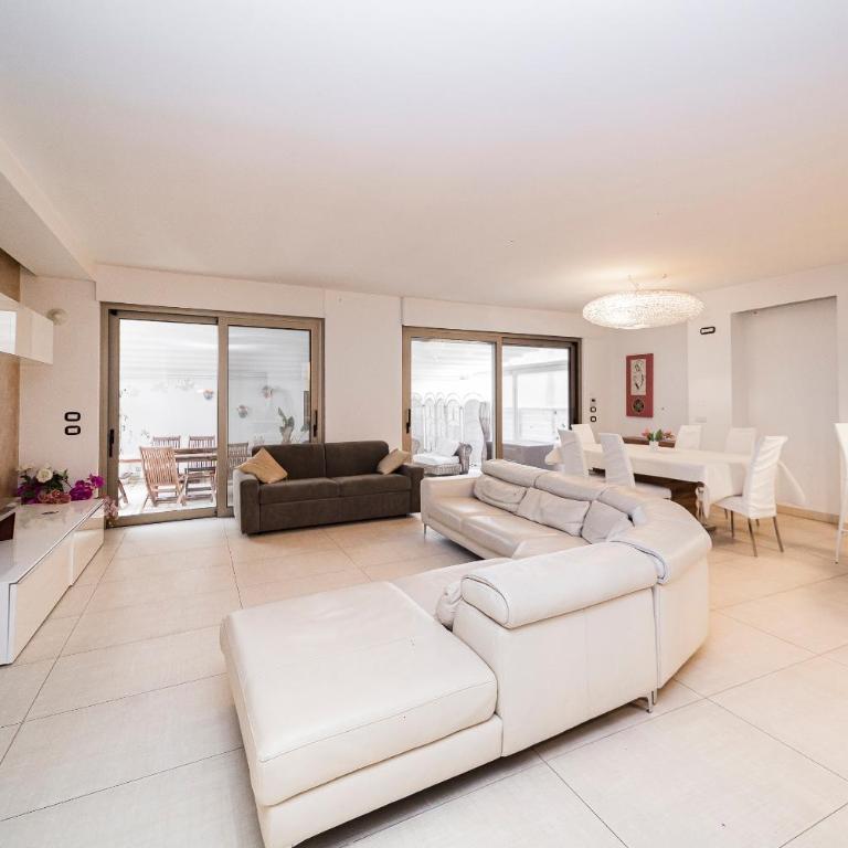 Baia Blu Luxury Apartment - Terrazza - BaiaVerde - Lido - Two-Bedroom Apartment with Sea View - 13