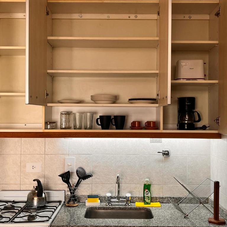 Calido y Amplio Studio en Recoleta a 100mts Av Cordoba y Callao - Apartamento de 1 dormitorio - 21
