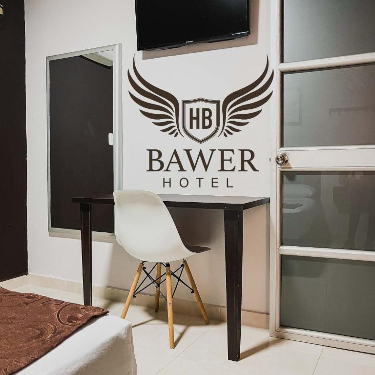 Hotel BAWER - Habitación Estándar - 1 cama grande - 2