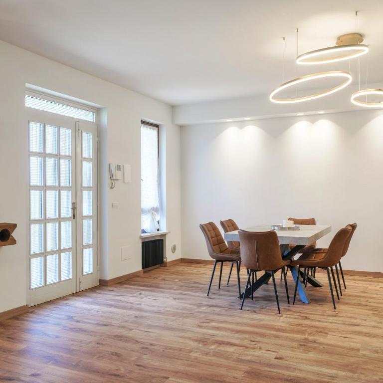EMERALD APARTMENT - Regarda Travel - Appartamento con 2 Camere da Letto e Balcone - 11