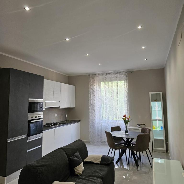 Appartamento in centro a 250m stazione di principe - Three-Bedroom Apartment - 5