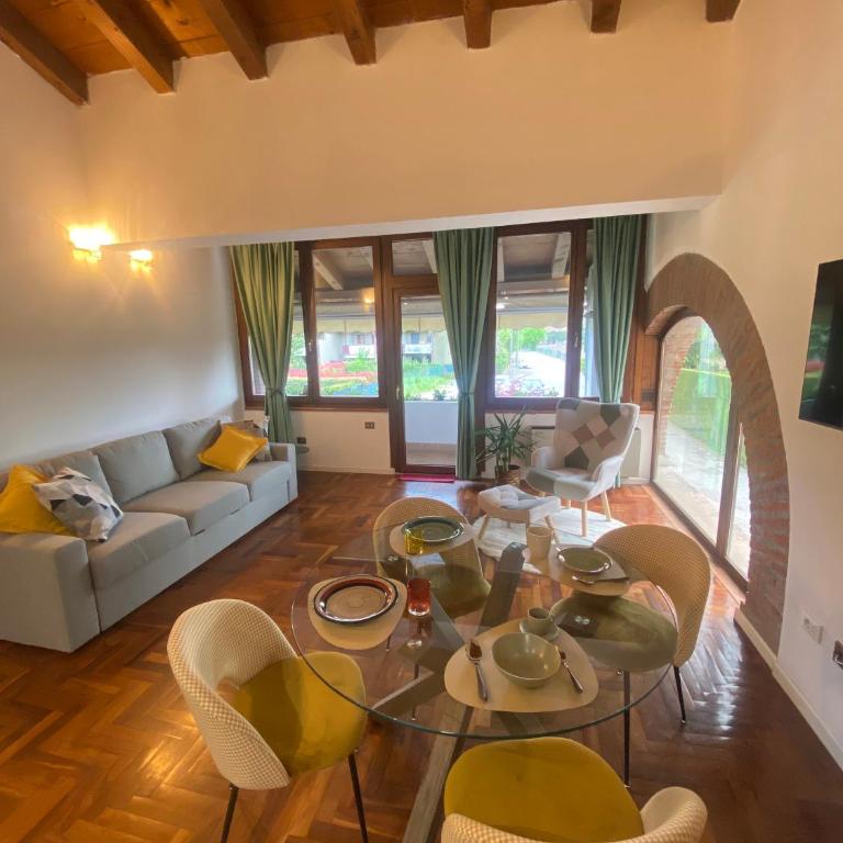 VECIO FIENIL - tranquillità e confort, vicino al centro con parcheggio gratuito - One-Bedroom Apartment - 1