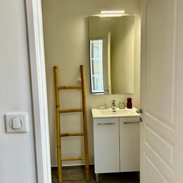 Le Brou, appartement de caractère du centre historique de Sarlat - Apartamento de 1 dormitorio - 18