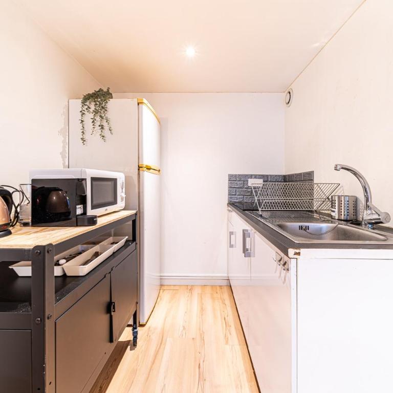 Le Cosmo - Cosy appart 2 pers-Brotteaux-Métro B - Appartement - 8