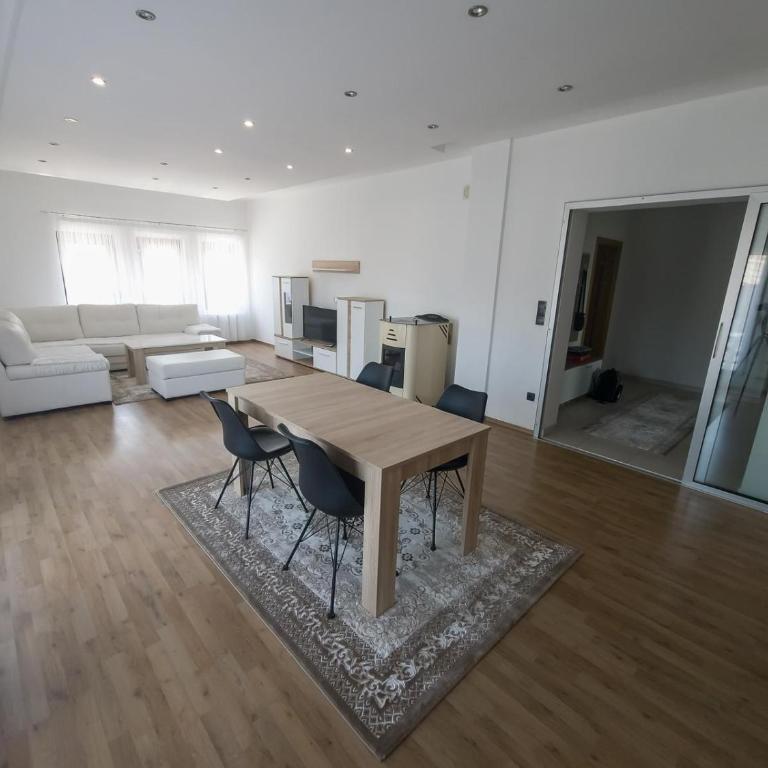 Milky Way - Three-Bedroom Apartment - 4
